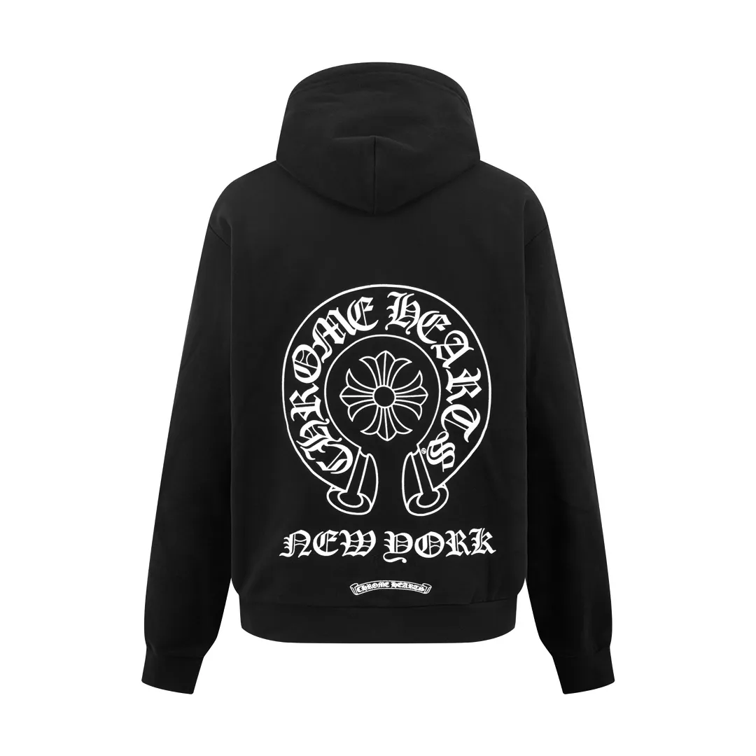 P450 Chrome Hearts letter-printed zipper jacket, custom-made plain suede cotton, delicate and smooth, comfortable and close to the skin, with deep black as the base, plain white lines with neat cracks, the front cross flower totem is precisely embellished on the chest, and the gray CH pattern is looming at the hem to control the visual focus. The scroll mantra is outlined on the back like an ancient seal. Ruggedness and refinement coexist. The zippered hooded silhouette deconstructs the lazy drape carrying suede. A rock oracle that whispers that I am the rule. A rebellious ceremony about wearing and performing. Process 1: Use glue printing. The printing is modified three times by the film screen. Use glue liquid paint to print the pattern on the fabric. Bake the fabric to fix the printing pattern. Process 2: The fabrics are washed and have a better hand feel. Not easy to deform. Not easy to shrink. Not easy to fade. Maintain long-term beauty. Accessories: Customized 1:1 CH zipper. Customized 1:1 CH trademark. Pattern: Loose fit Size: S M L XL